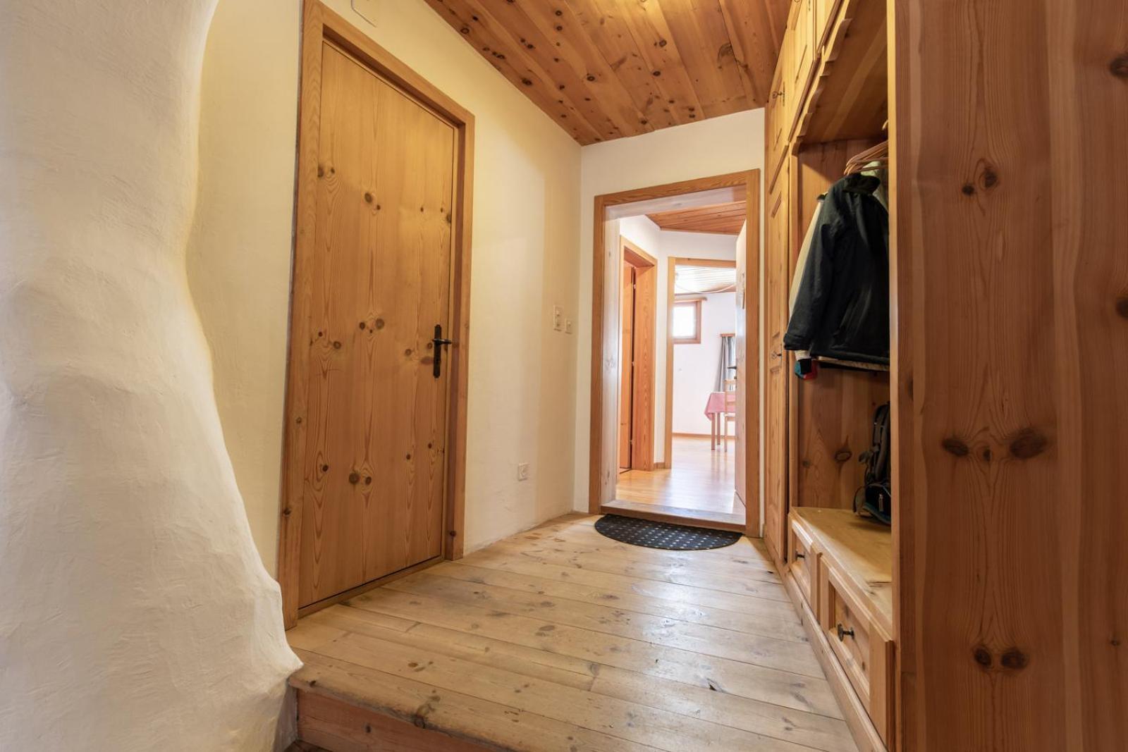 Chasa Curasch Appartement Scuol Buitenkant foto